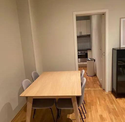 Lovely In Μπέργκεν